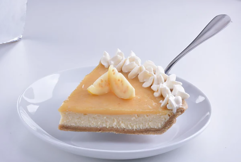 Pay Artesanal de Queso con Guayaba